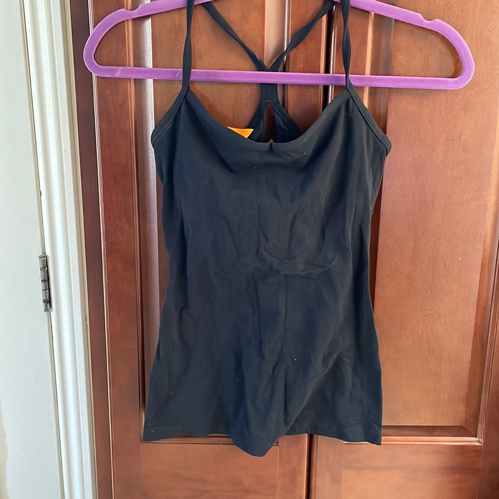 Lucy black top size XS